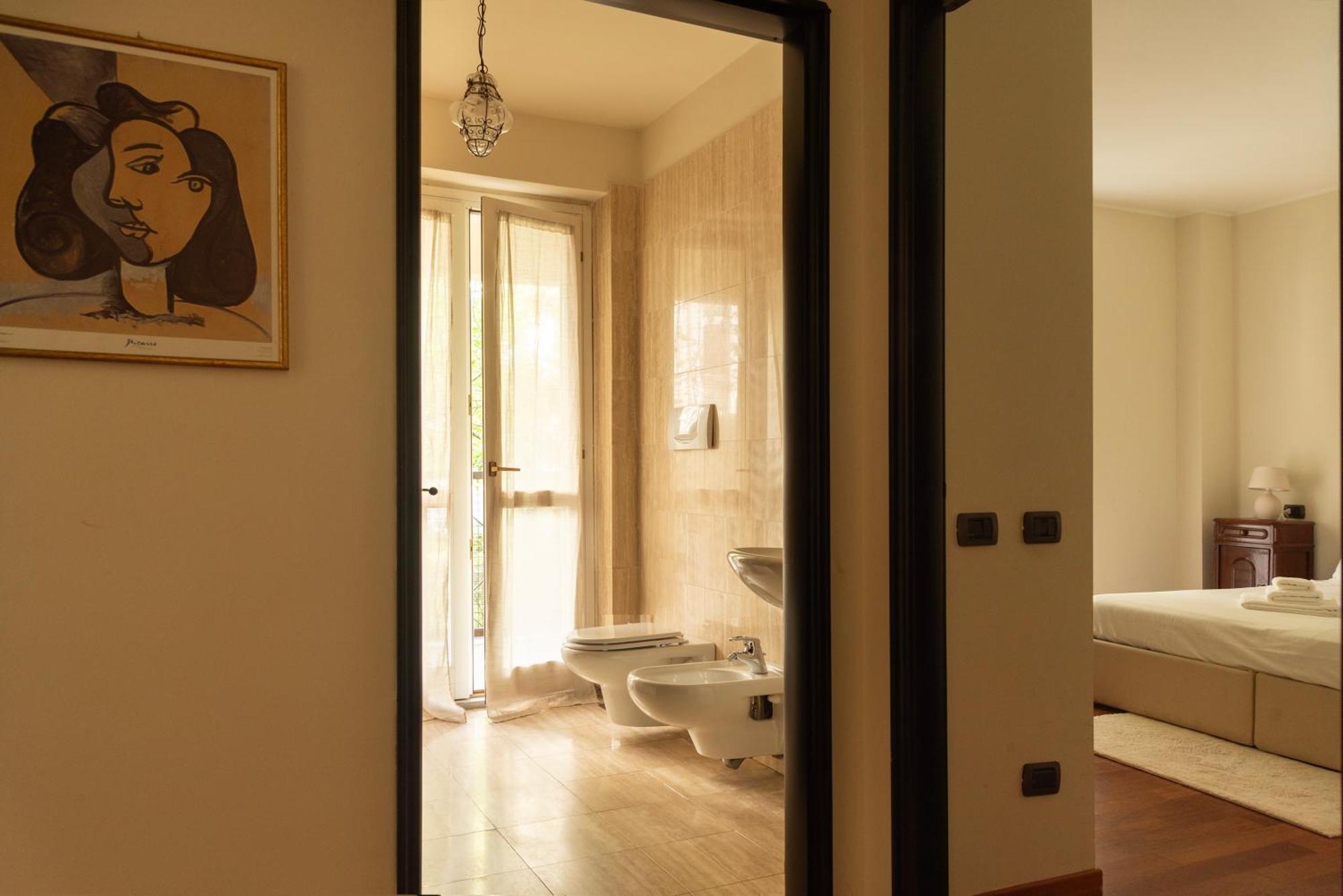 Moscova-brera Elegante Con Giardino Privato Appartamento Milano